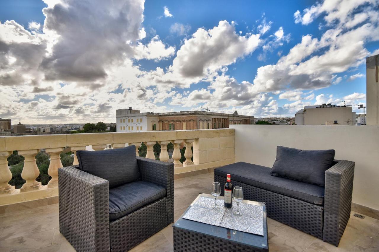 Central Suites St. Julian'S Экстерьер фото